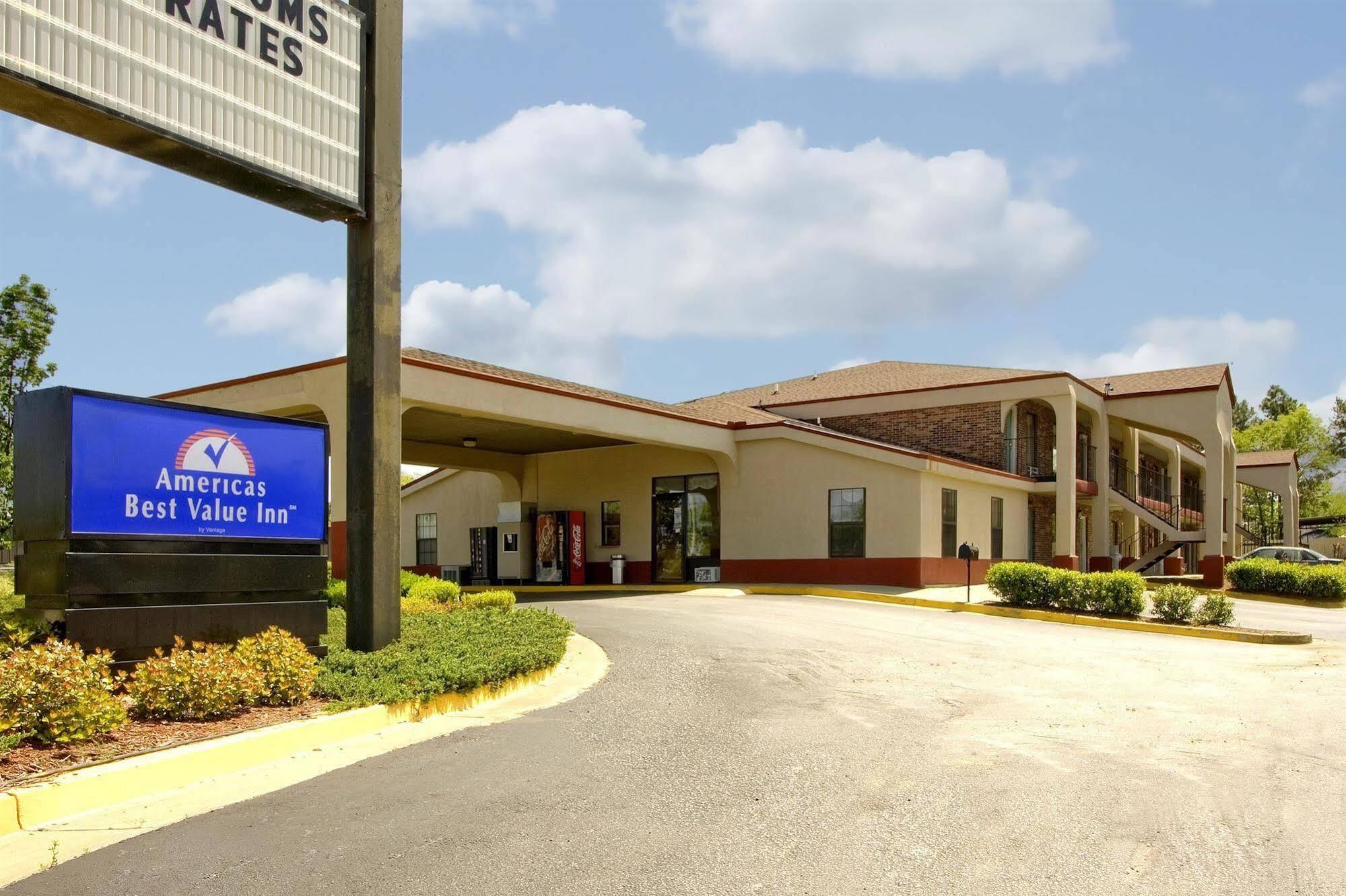 Best Inn Augusta Bagian luar foto